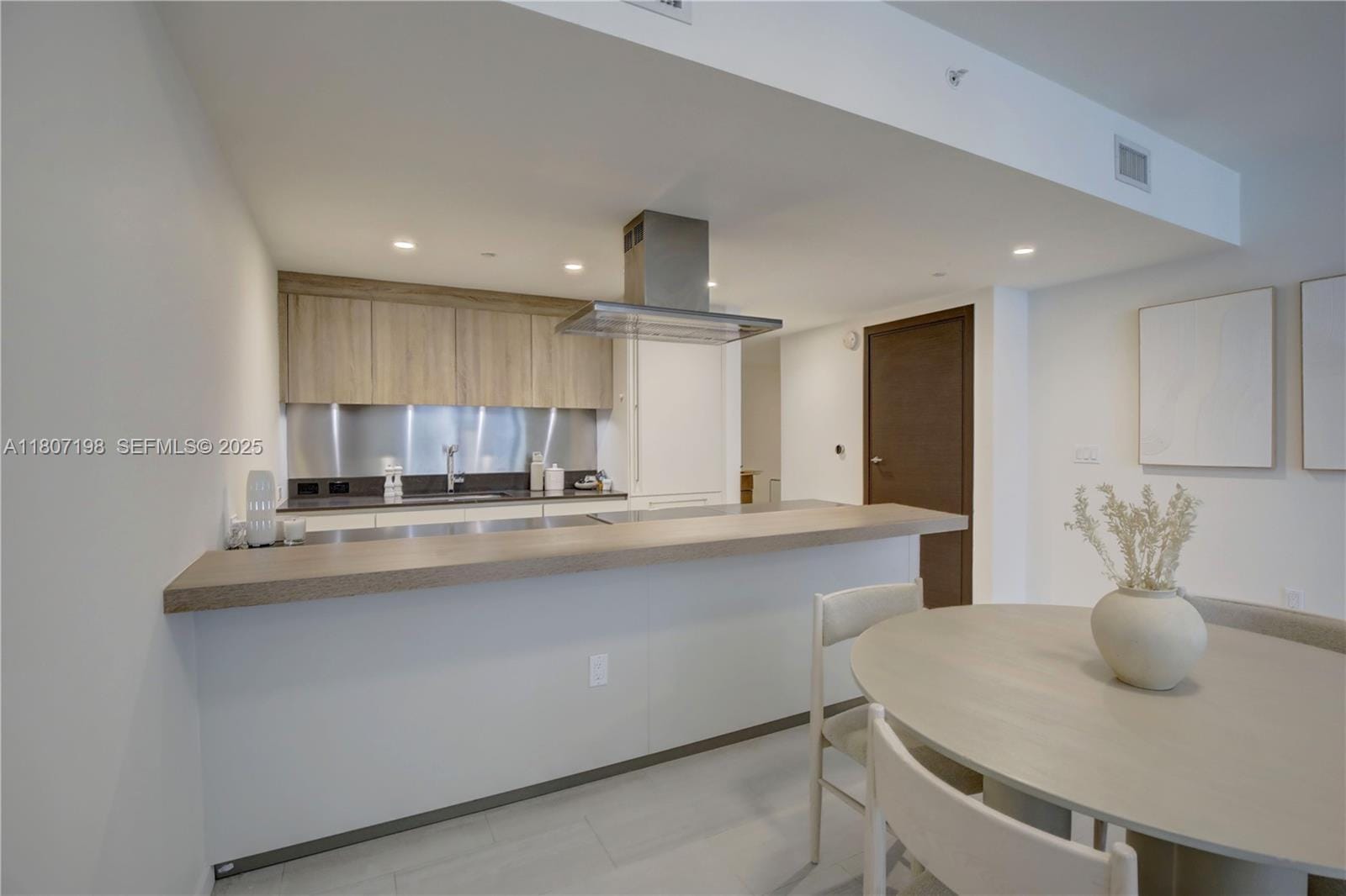 1000 Brickell Plaza 2705, Miami, FL 33131 photo 16