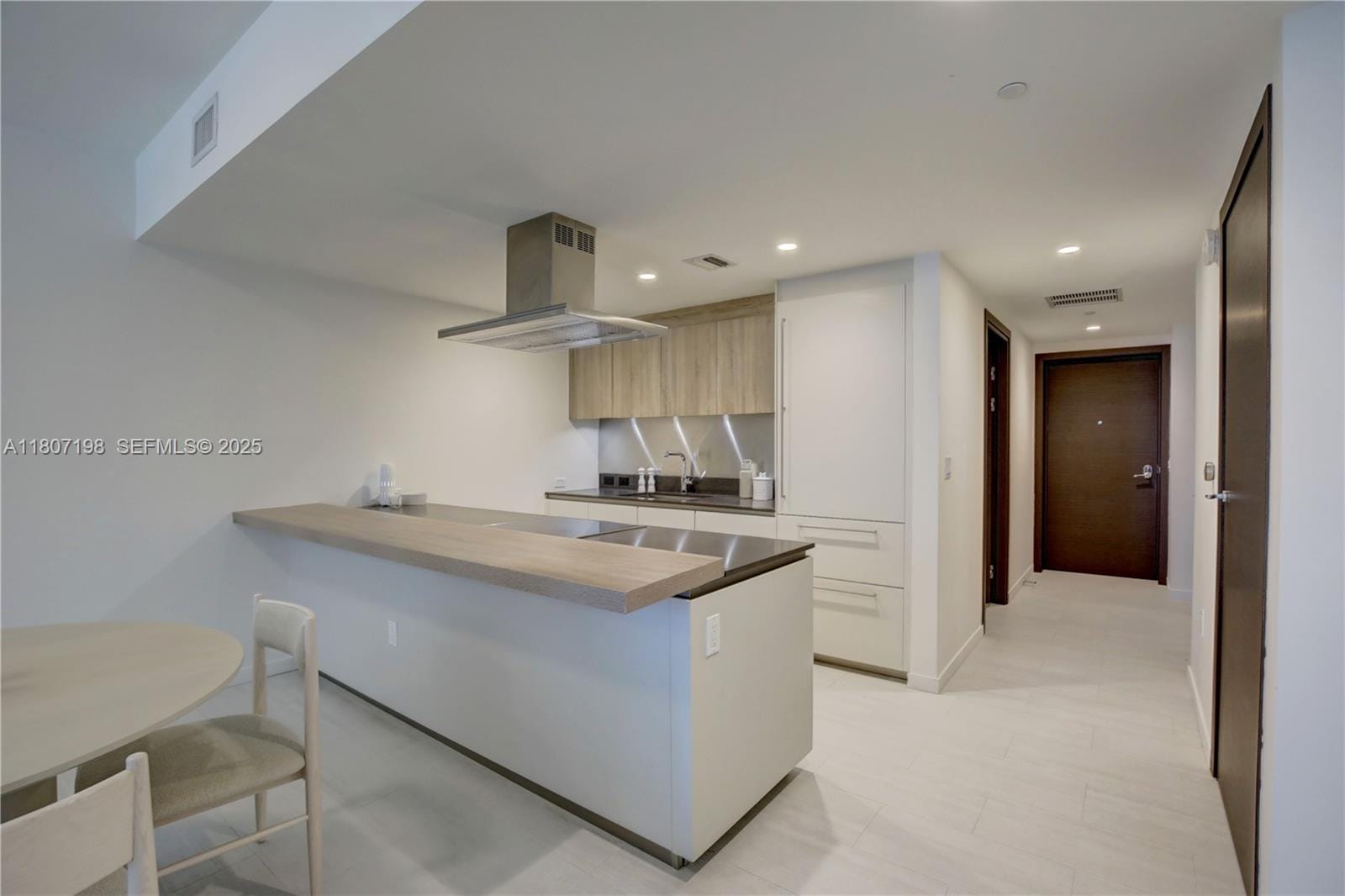 1000 Brickell Plaza 2705, Miami, FL 33131 photo 17