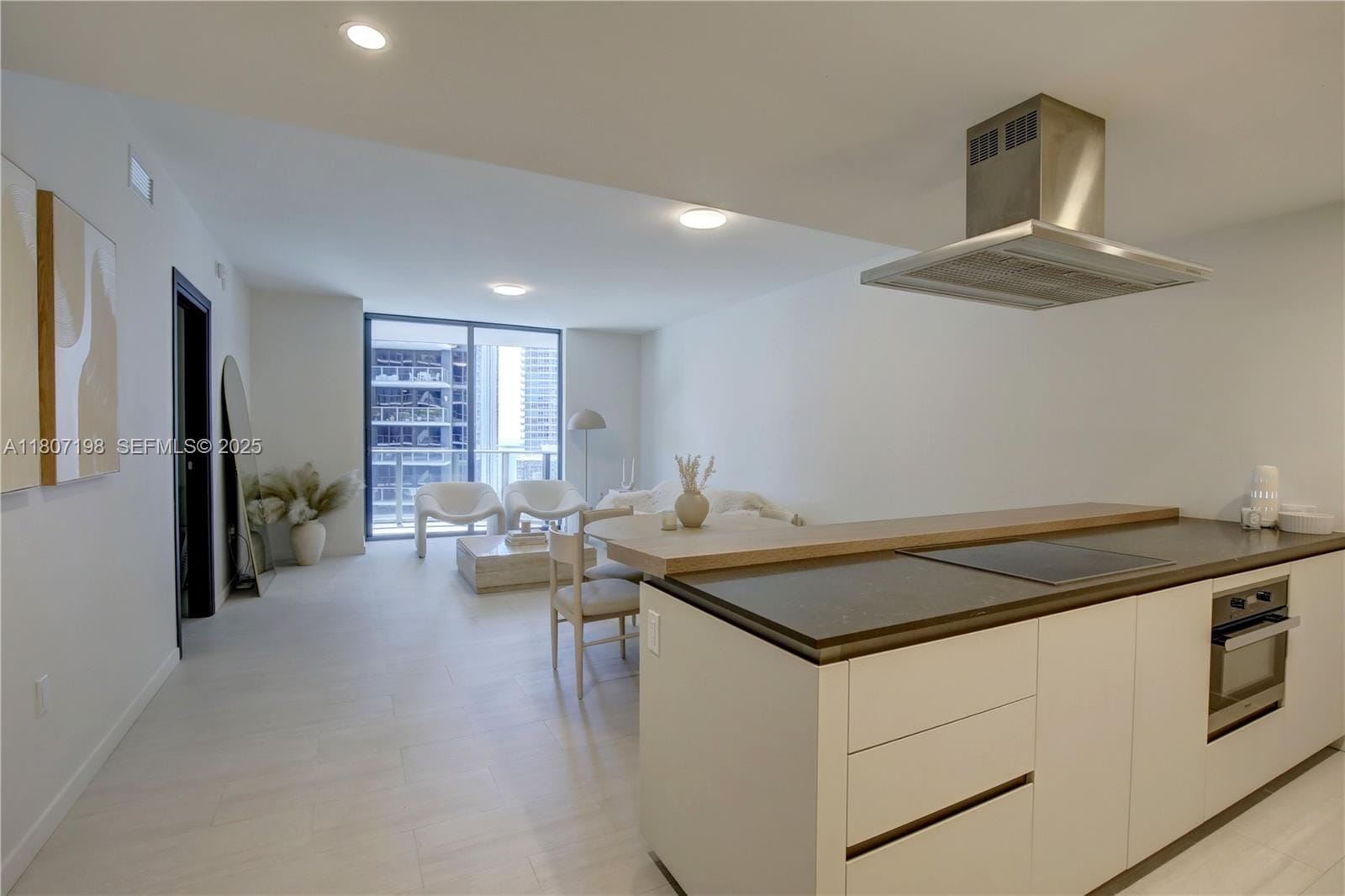 1000 Brickell Plaza 2705, Miami, FL 33131 photo 18