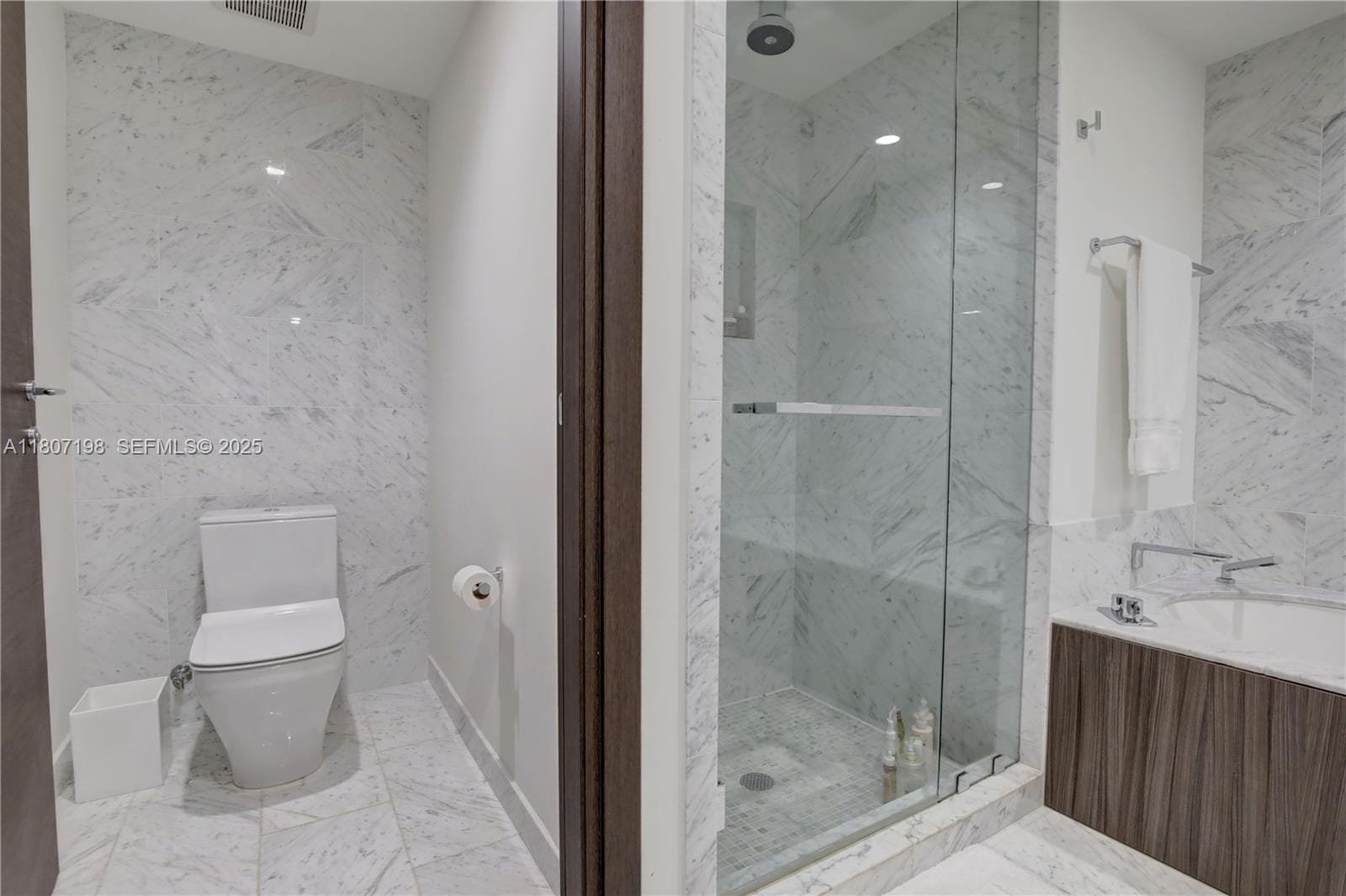 1000 Brickell Plaza 2705, Miami, FL 33131 photo 26