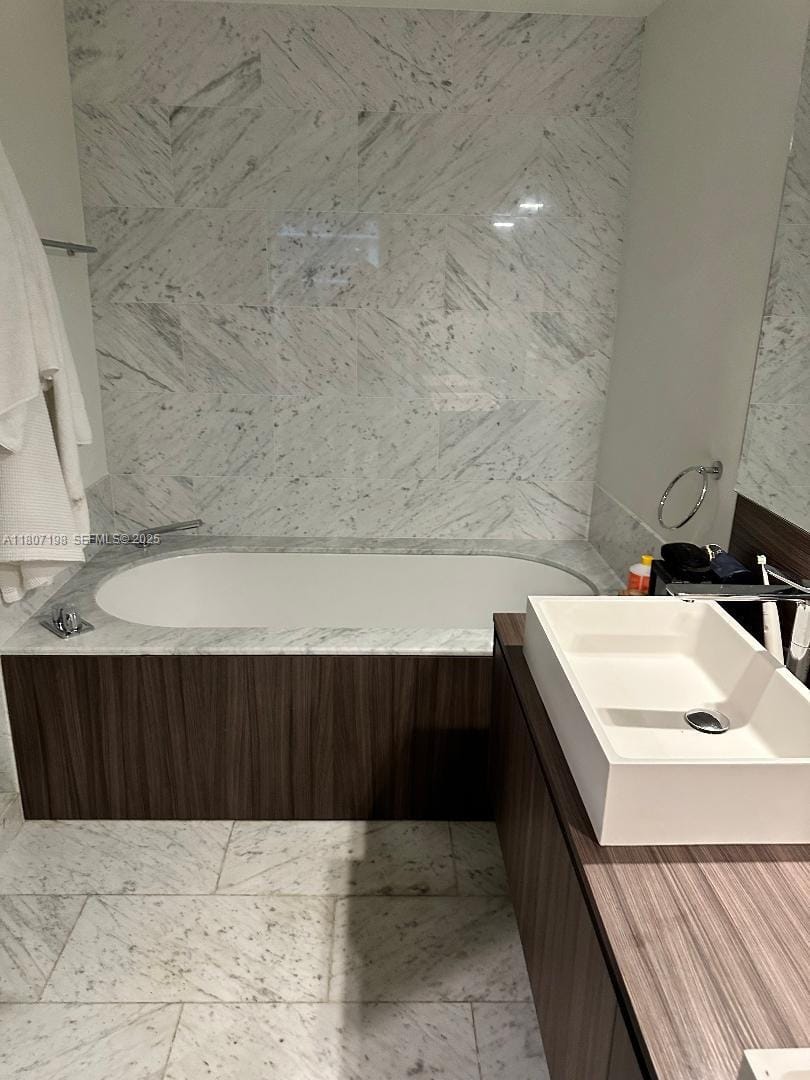 1000 Brickell Plaza 2705, Miami, FL 33131 photo 29