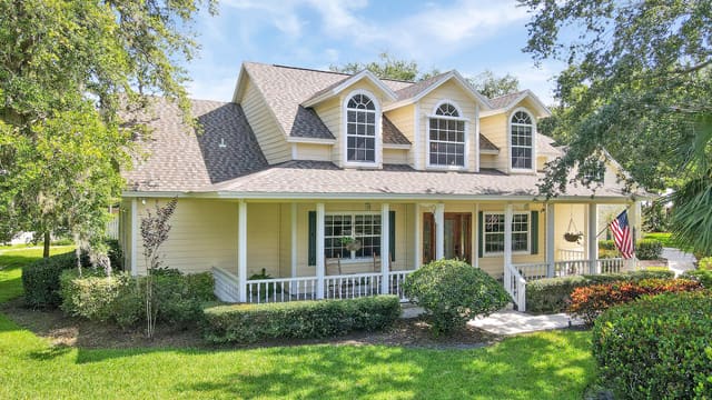 5422 Stately Oaks Street, sold in Southern Oak Estates, Fort Pierce, FL