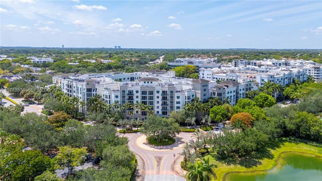 510 NW 84th Avenue 242, Plantation, FL 33324
