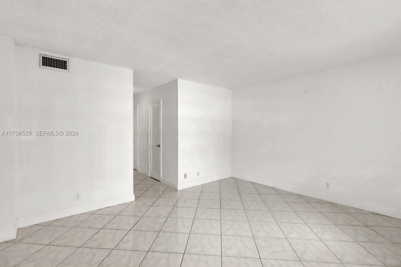 421 NE 14th Avenue 203, Hallandale Beach, FL 33009 photo 11
