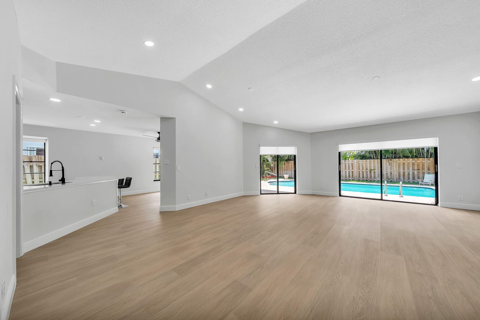 9817 Majorca Place — photo 6