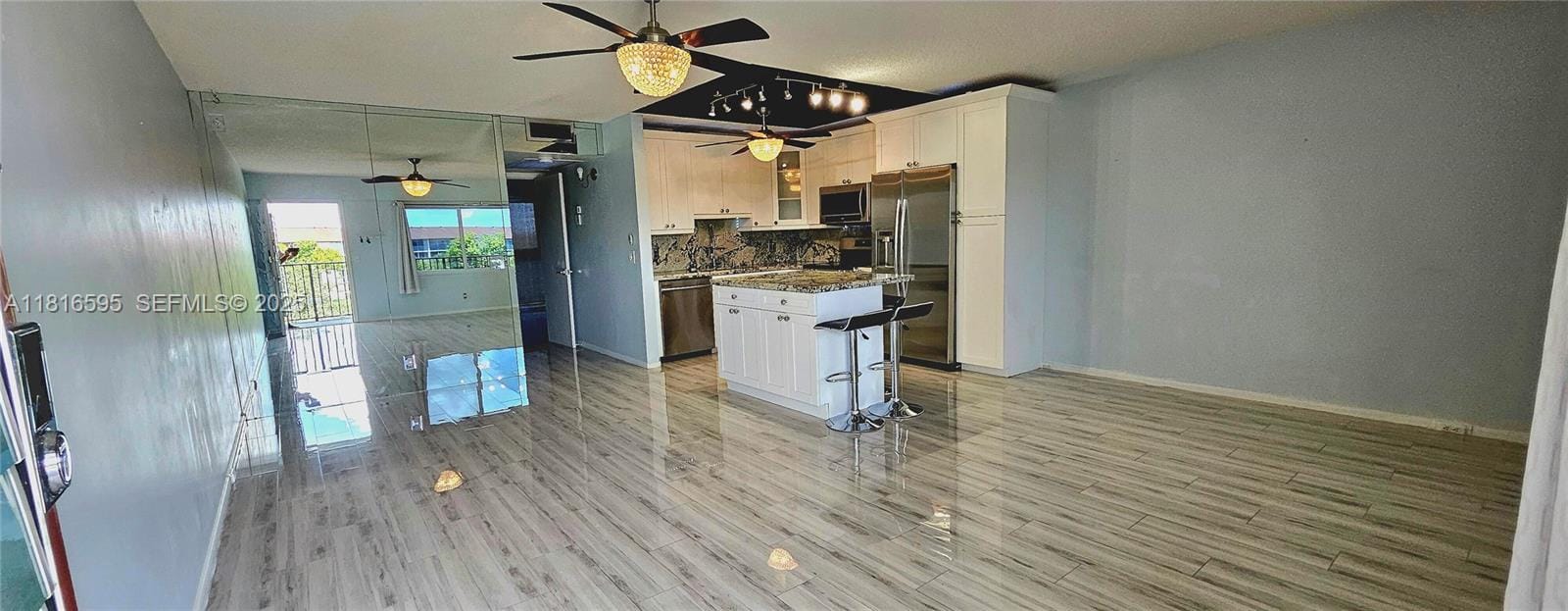 1401 SW 134th Way 412C — photo 6