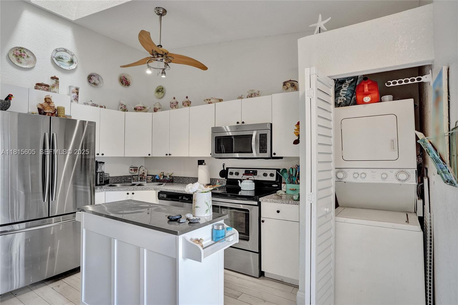 729 NW 47th Street, Deerfield Beach, FL 33064 photo 7