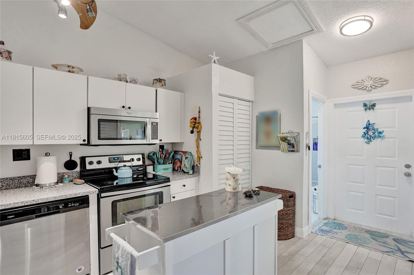 729 NW 47th Street, Deerfield Beach, FL 33064 photo 8