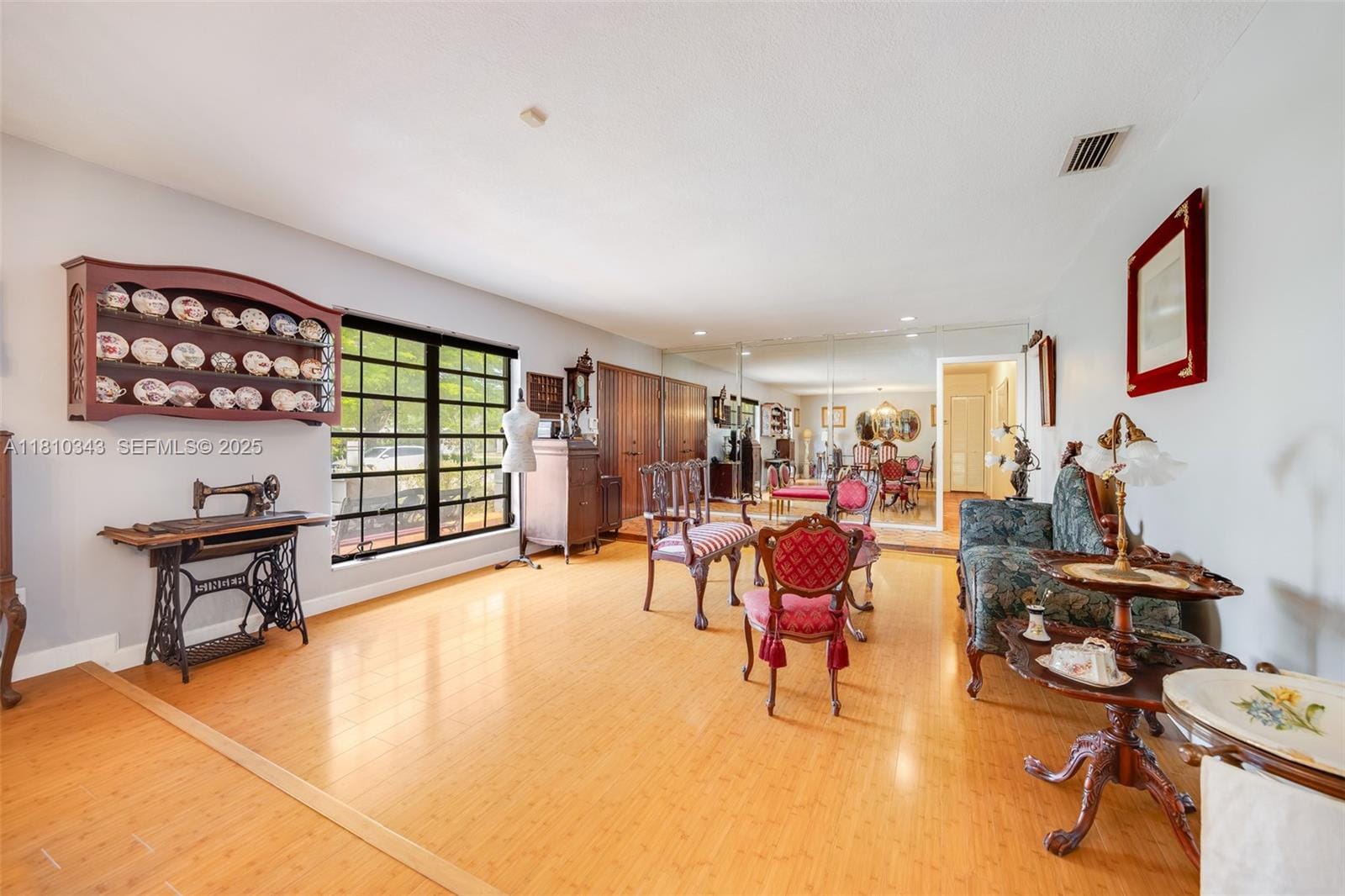 9728 SW 135th Terrace — photo 4