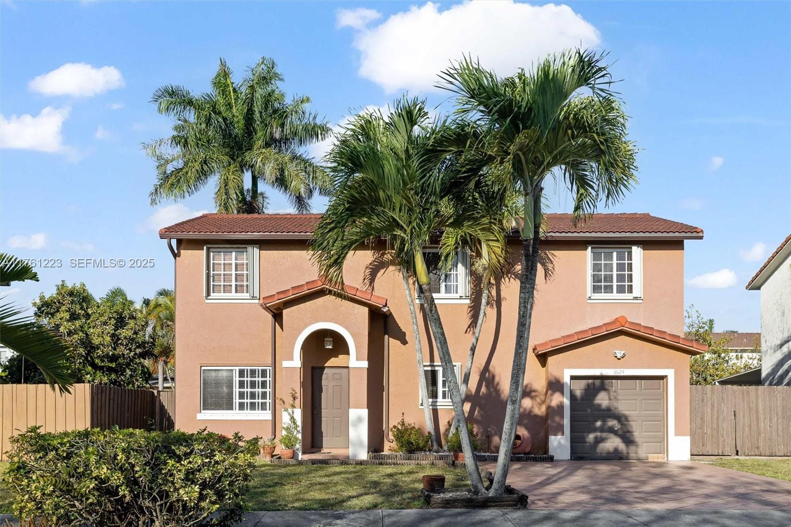 4 bedroom home for sale at 18124 154th, Miami, FL 33187 — $650,000