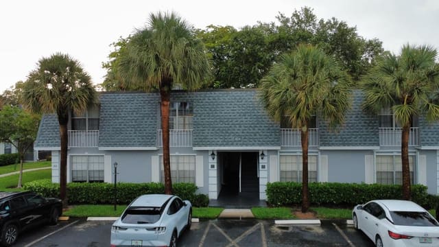 424 NW 70th Avenue 123, sold in French Quarter Condominiu, Plantation, FL