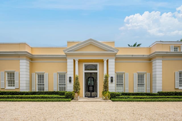 142 Casa Bendita, sold in Casa Bendita, Palm Beach, FL