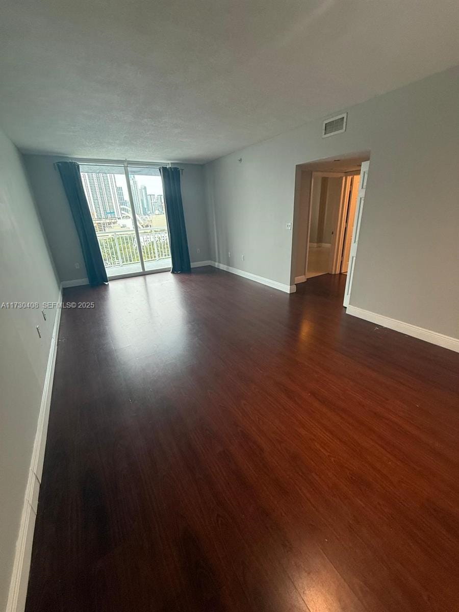 275 NE 18th Street 1503, Miami, FL 33132 photo 9