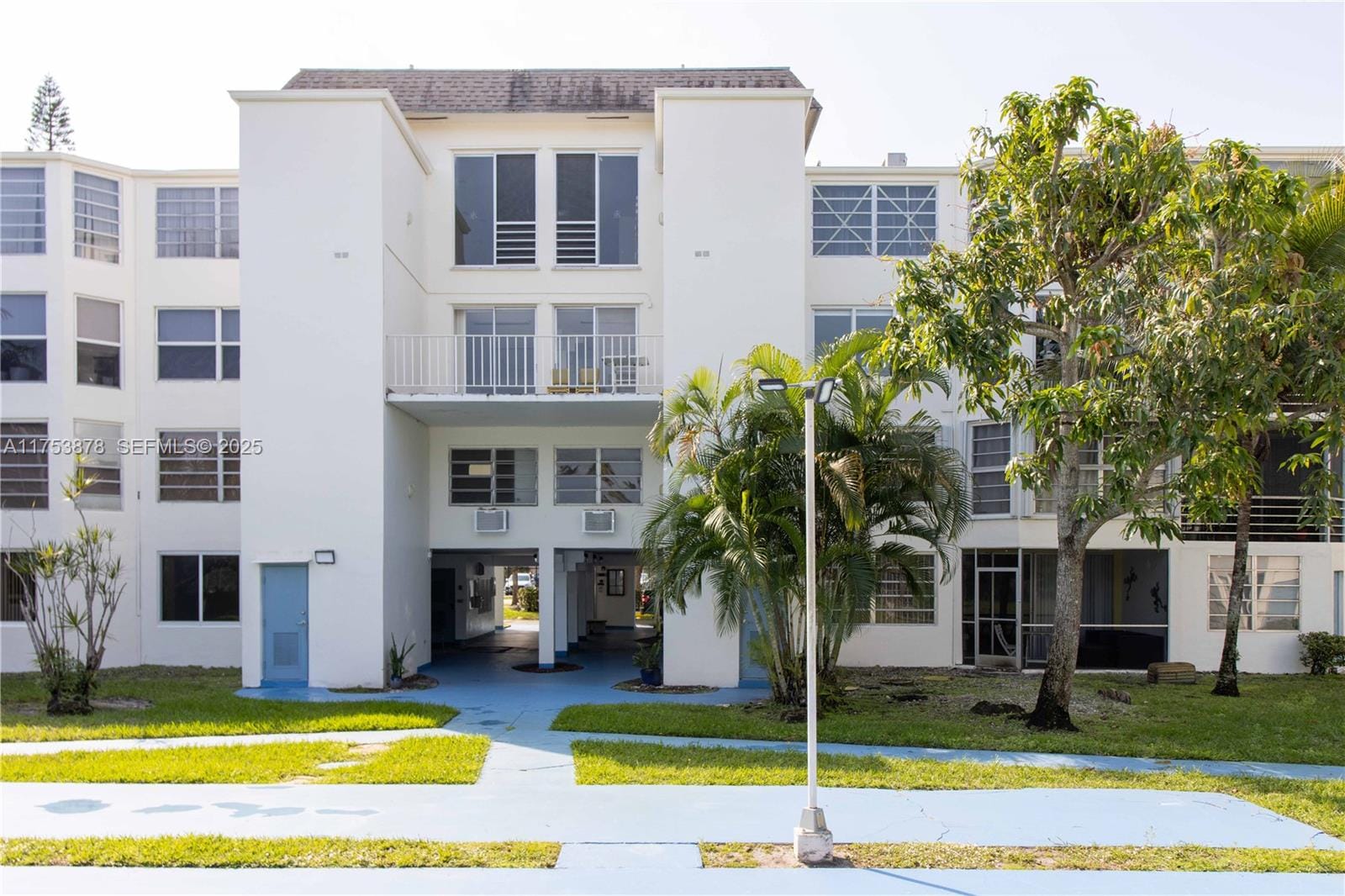 1701 NE 191st Street A111, Miami, FL 33179
