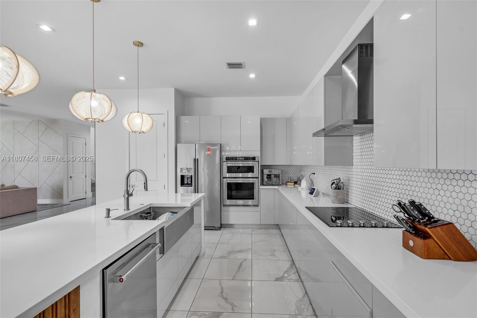 8110 NW 46th Terrace, Doral, FL 33166 photo 9