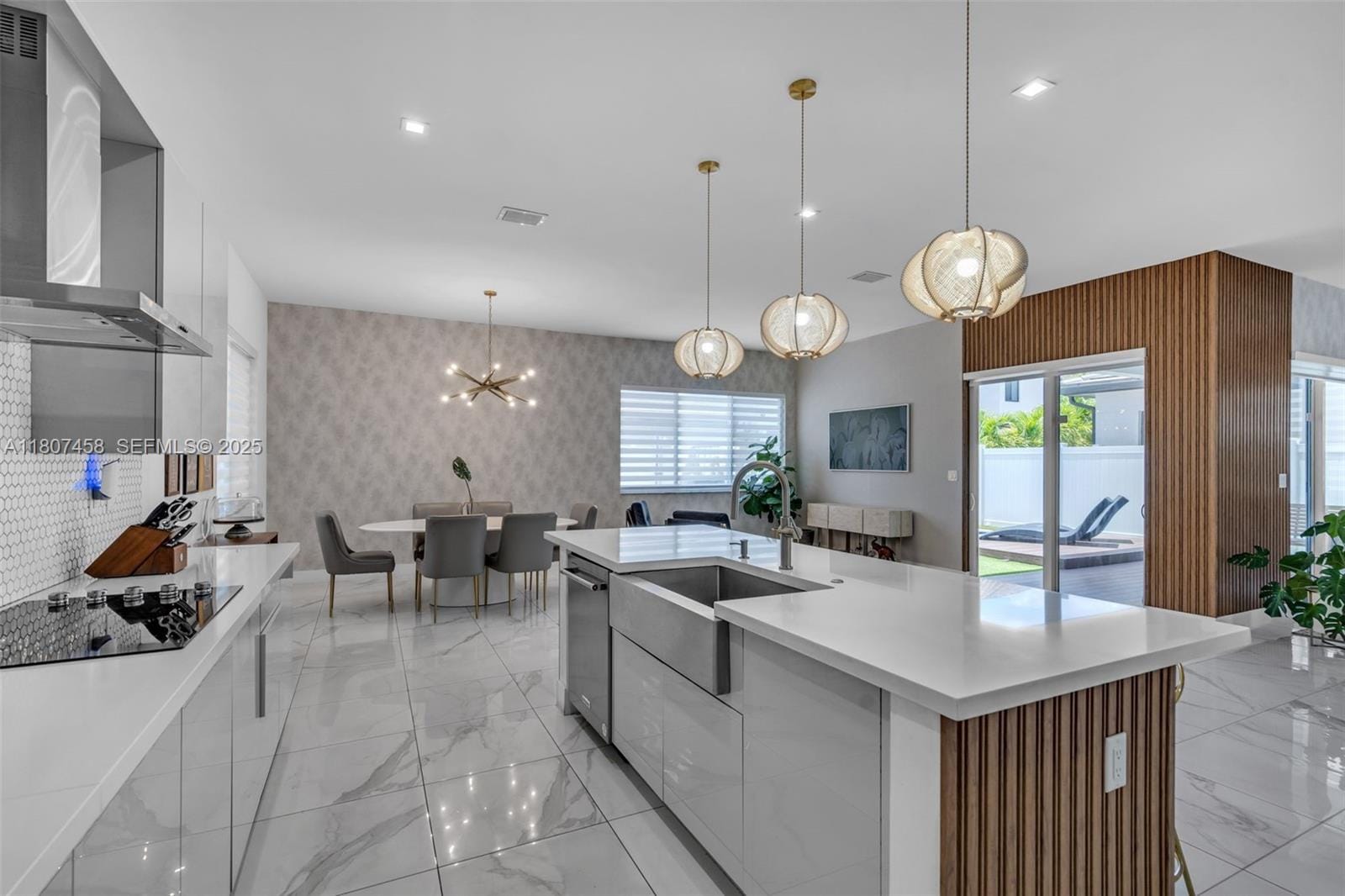 8110 NW 46th Terrace, Doral, FL 33166 photo 10