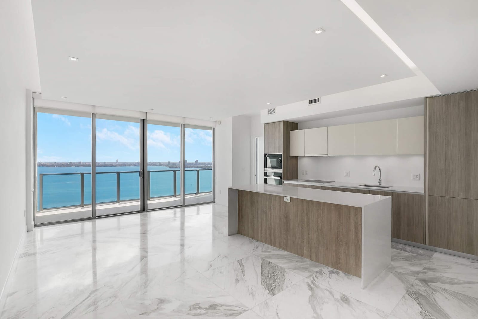 2900 NE 7th Avenue 2704, Miami, FL 33137