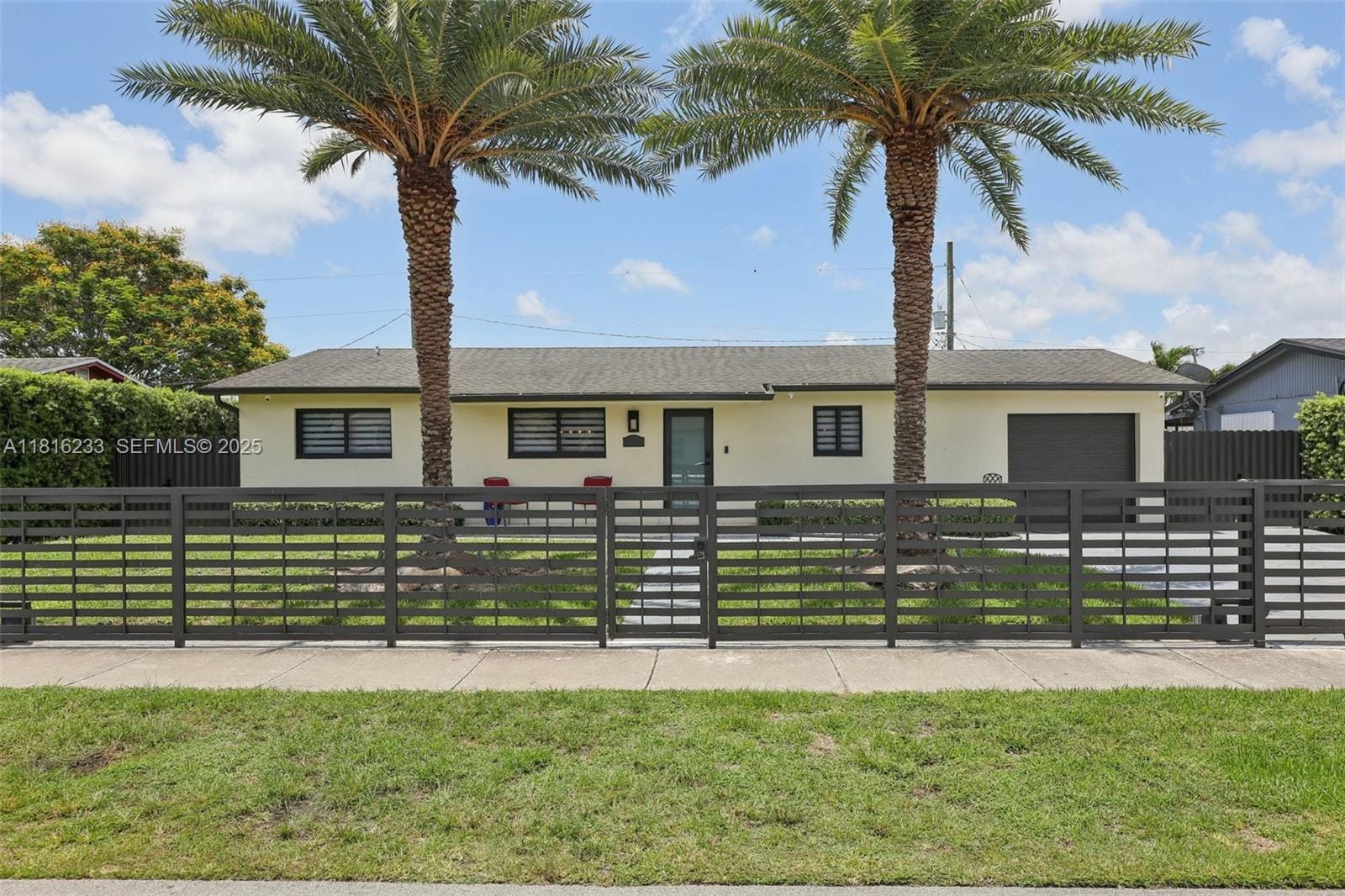 3 bedroom home for sale at 11752 168th, Miami, FL 33177 — $675,000