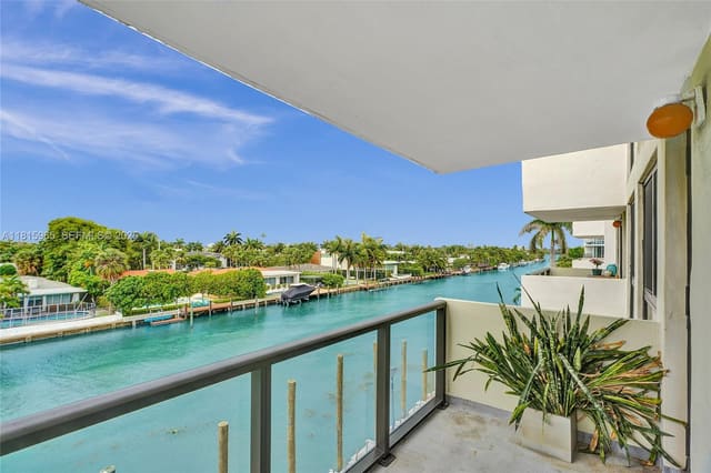 9800 W Bay Harbor Drive 401, sold in Guildford Condo, Bay Harbor Islands, FL