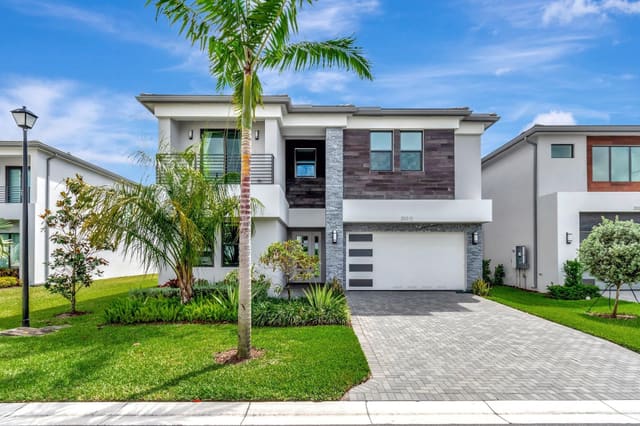 20312 Castle Stuart Avenue, Boca Raton, FL 33434