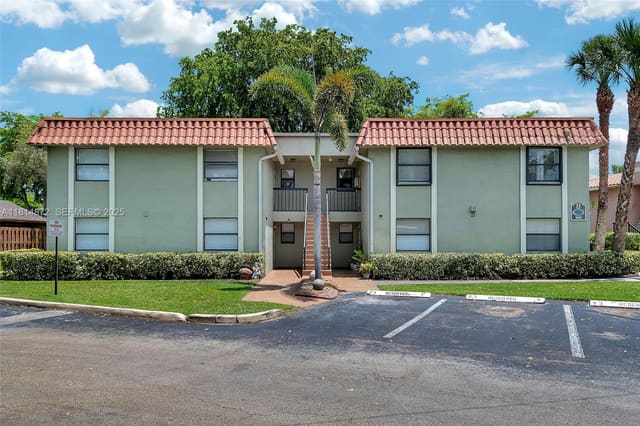 9808 Hammocks Boulevard 102-23, sold in Banyan Tree Five Condo, Miami, FL
