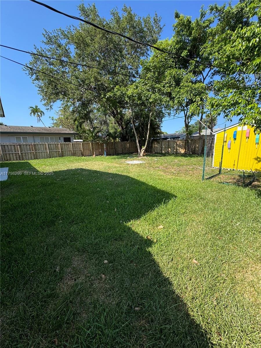 421 SW 11th Avenue, Hallandale Beach, FL 33009 photo 19