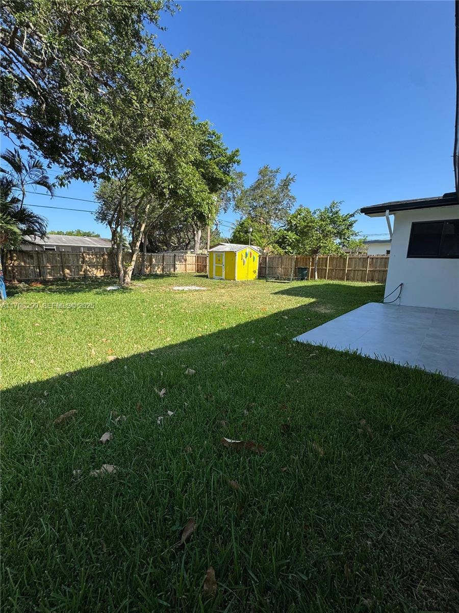 421 SW 11th Avenue, Hallandale Beach, FL 33009 photo 20