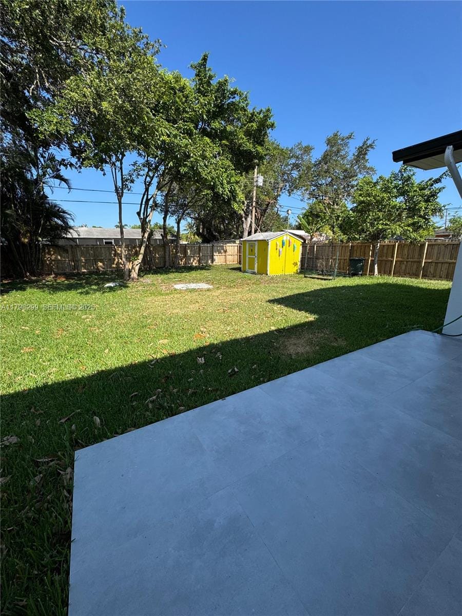 421 SW 11th Avenue, Hallandale Beach, FL 33009 photo 21