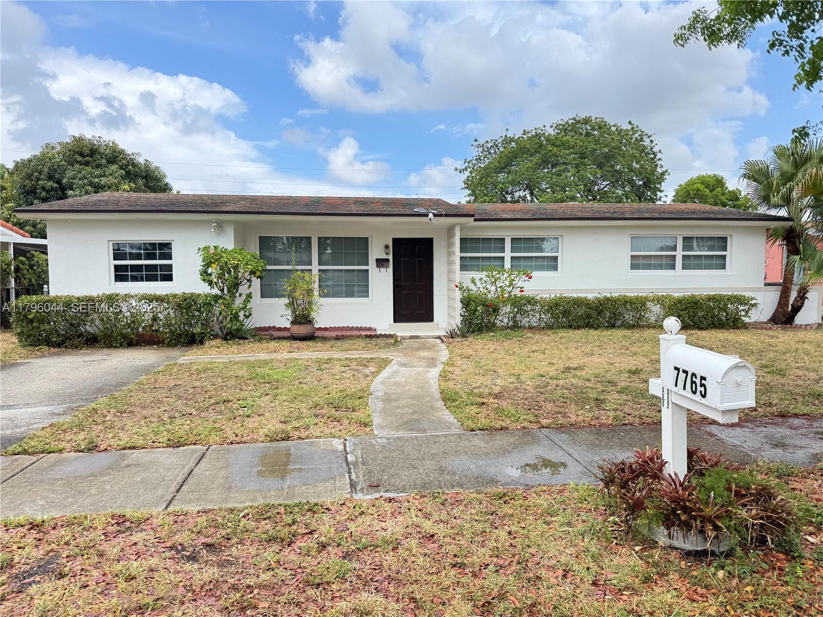7765 W 15th Avenue, Hialeah, FL 33014