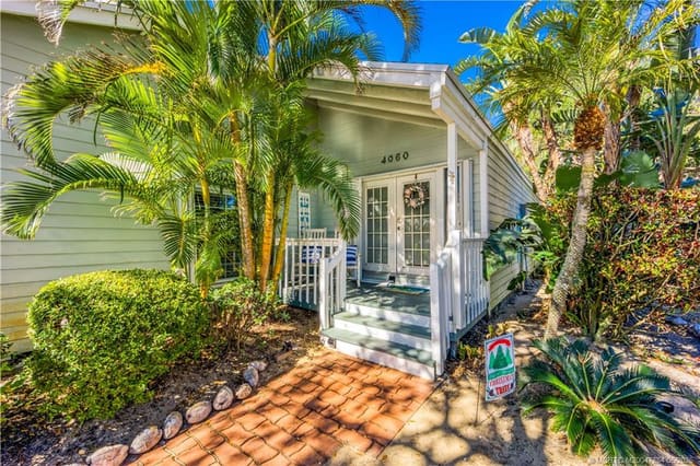 4060 NE Breakwater Drive, Jensen Beach, FL 34957