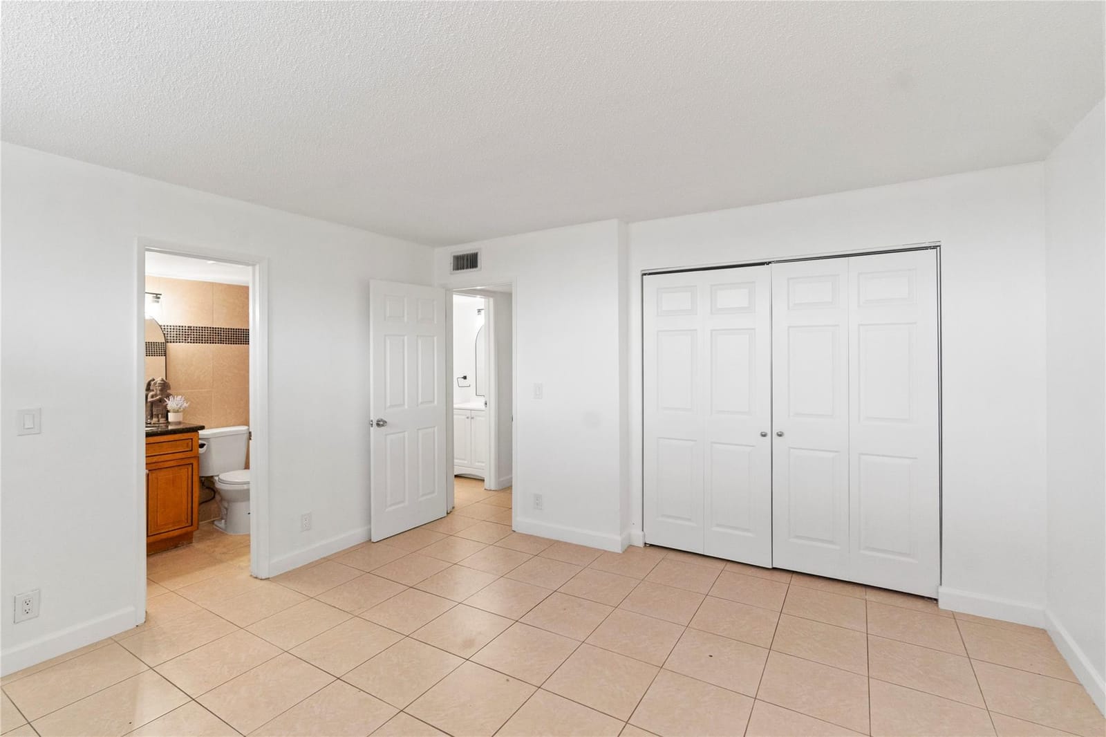 1040 SE 4th Avenue 229, Deerfield Beach, FL 33441 photo 11