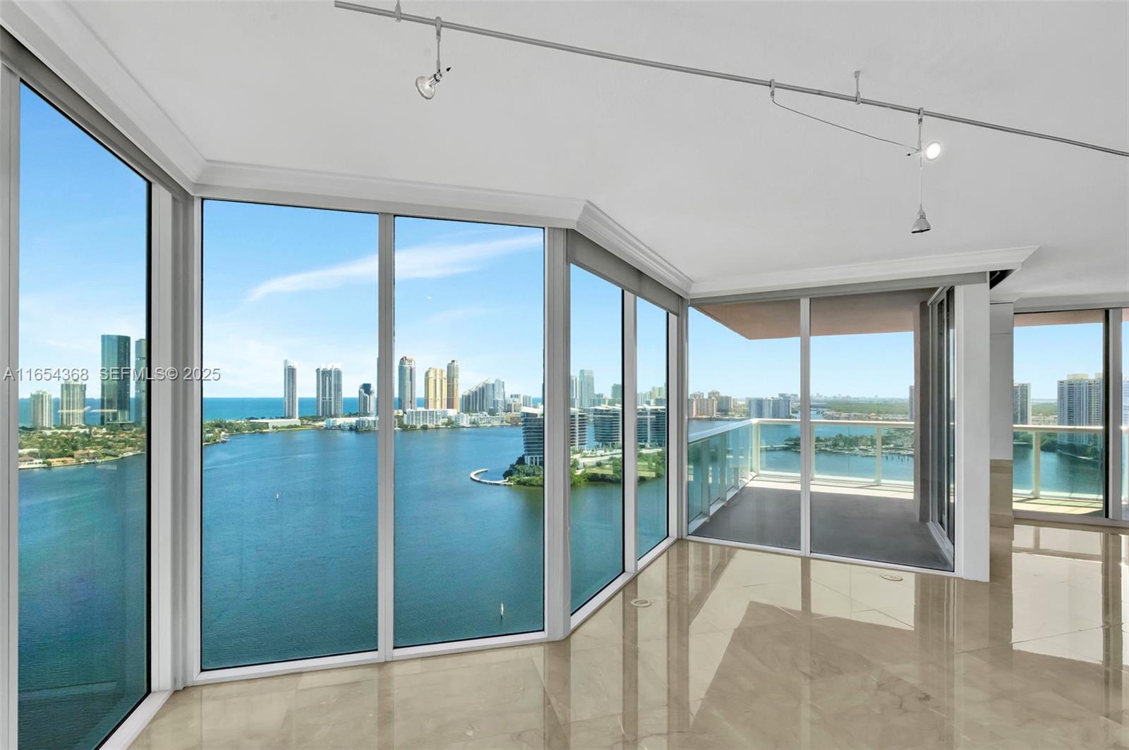 3370 Hidden Bay Drive 2708 — photo 3