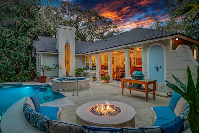 6000 Eagles Nest Drive, Jupiter, FL 33458