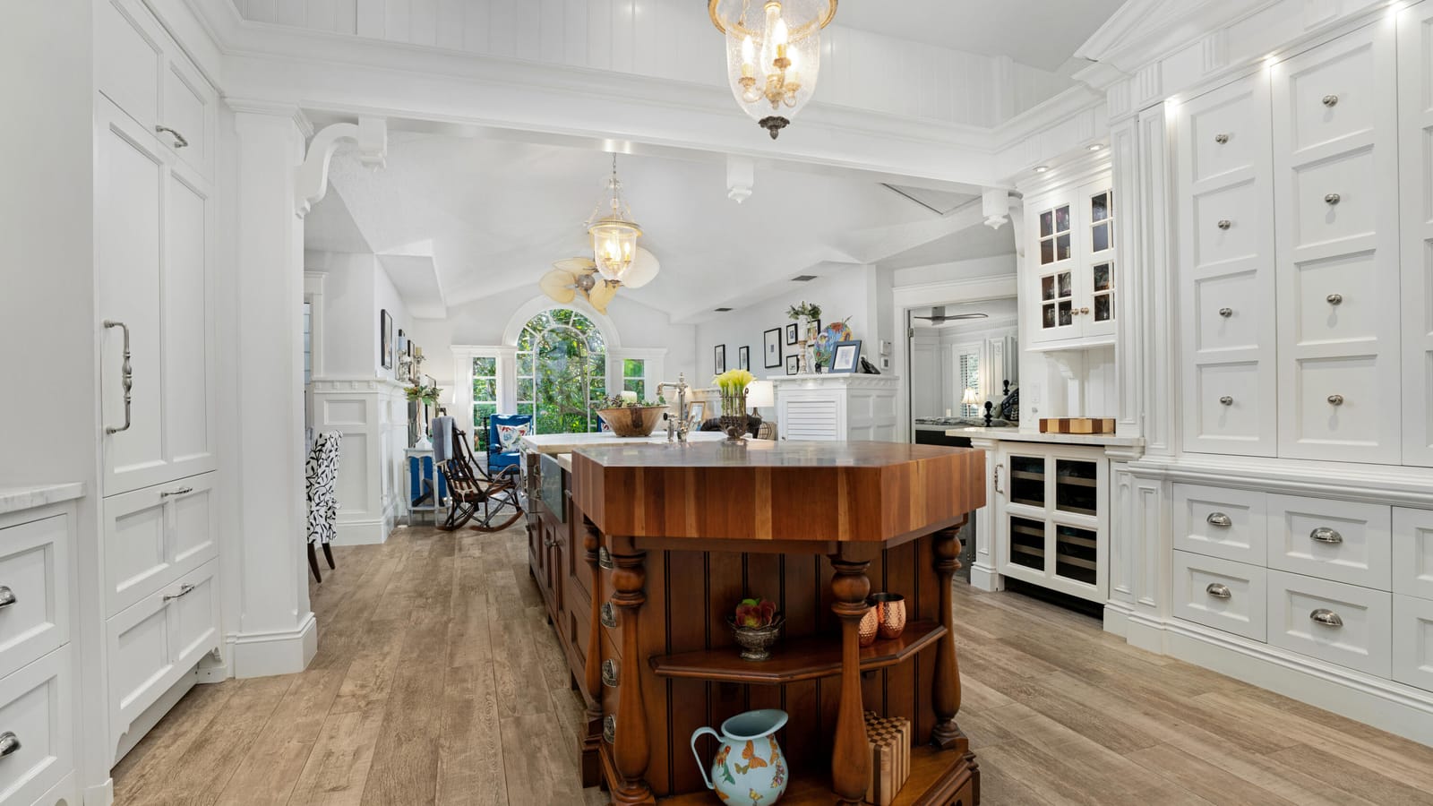 6000 Eagles Nest Drive — photo 9