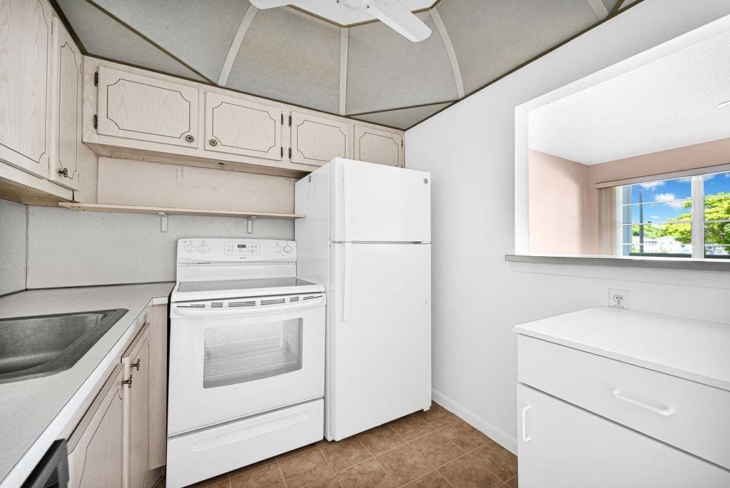 2021 Durham A A, Deerfield Beach, FL 33442 photo 14