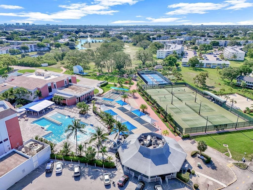 2021 Durham A A, Deerfield Beach, FL 33442 photo 29
