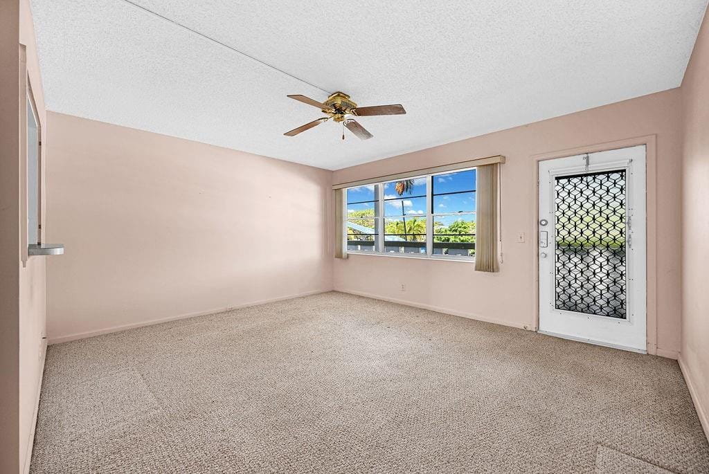 2021 Durham A A, Deerfield Beach, FL 33442 photo 5