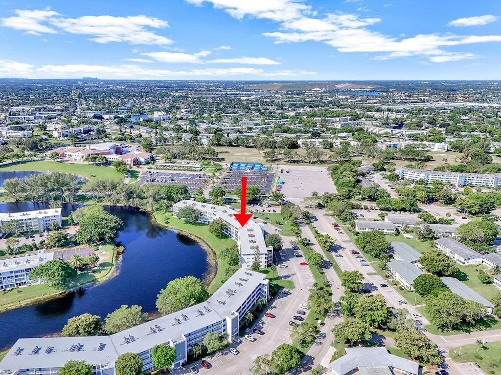 2021 Durham A A, Deerfield Beach, FL 33442 photo 9