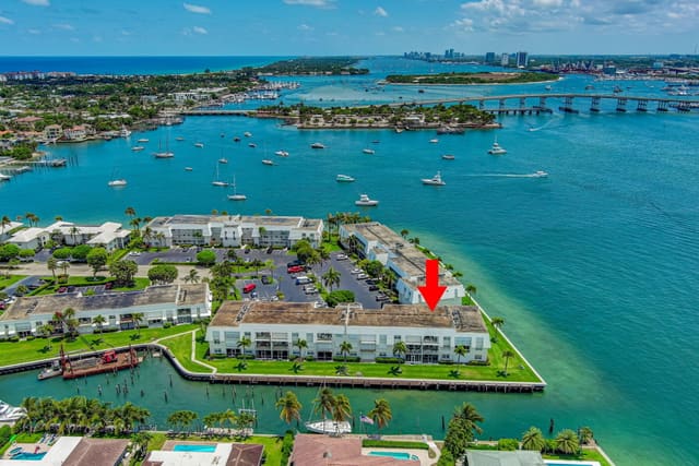 1030 Sugar Sands Boulevard 367, sold in Sugar Sands, Singer Island, FL