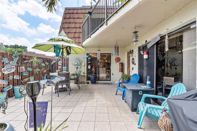11861 SW 13th Court, sold in C H E Acres, Davie, FL