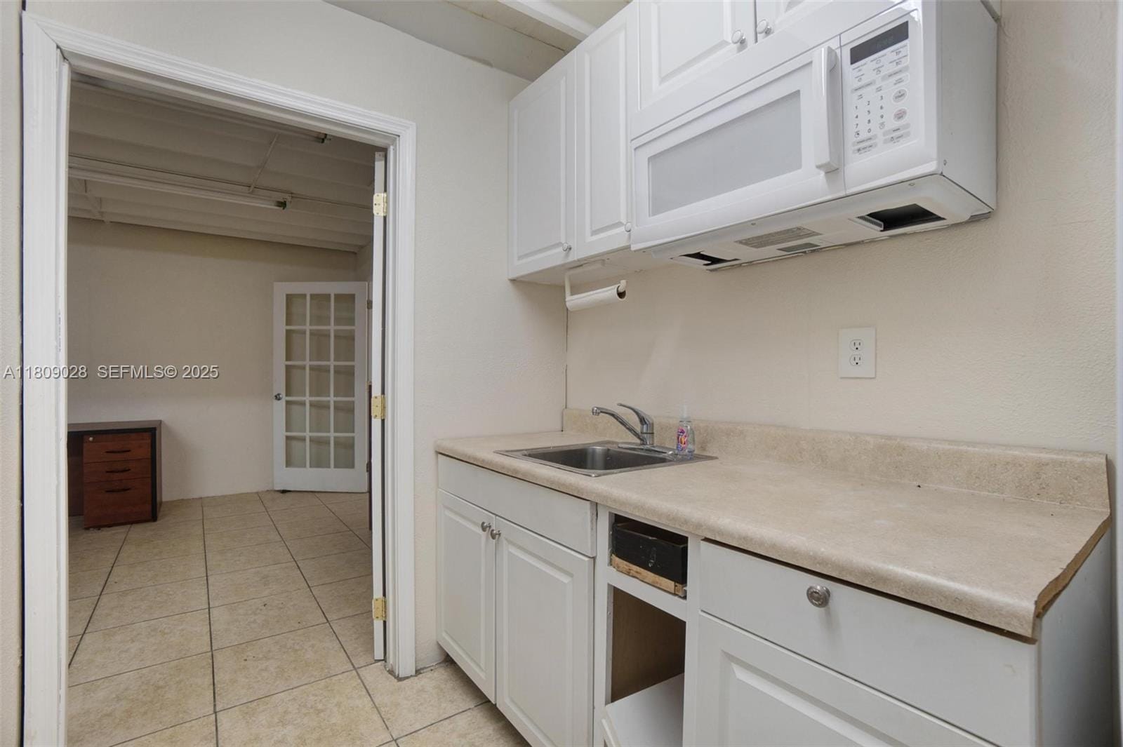 2200 SW 58th Avenue, West Park, FL 33023 photo 17