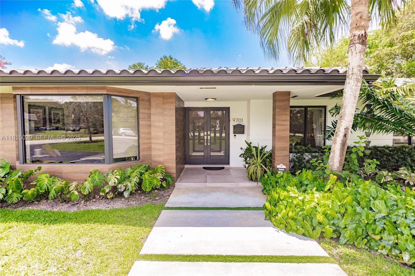 9701 SW 96th Court, Miami, FL 33176 photo 2