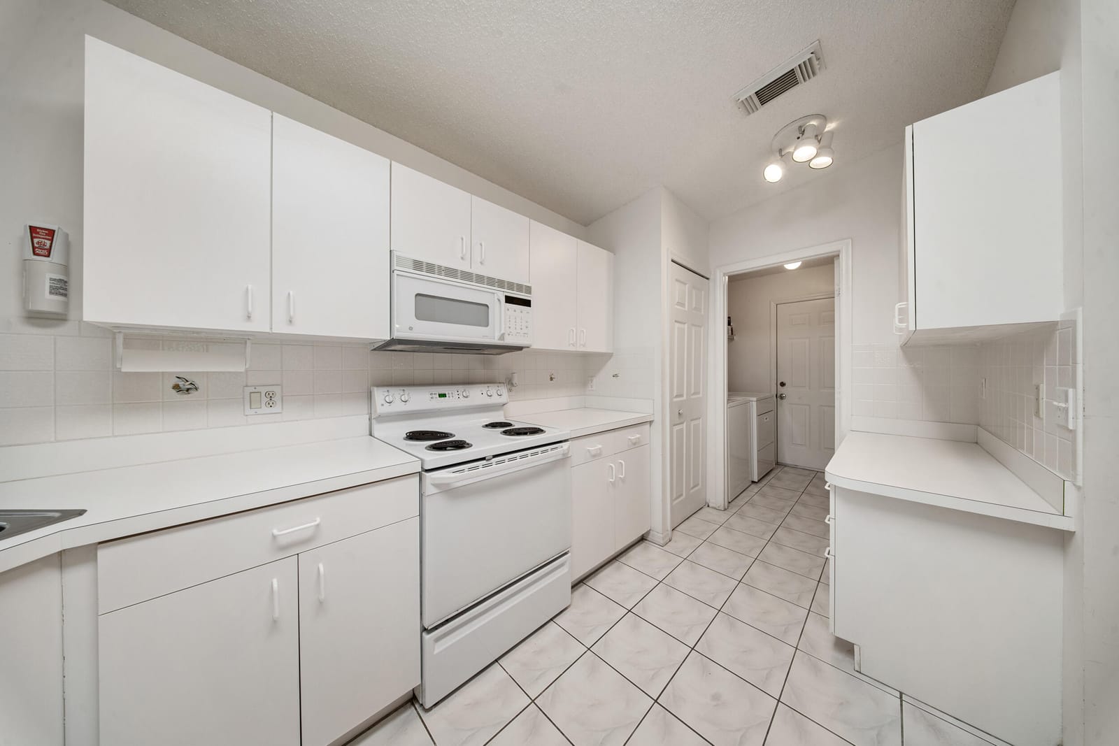 430 Paurotis Lane, Fort Pierce, FL 34982 photo 10
