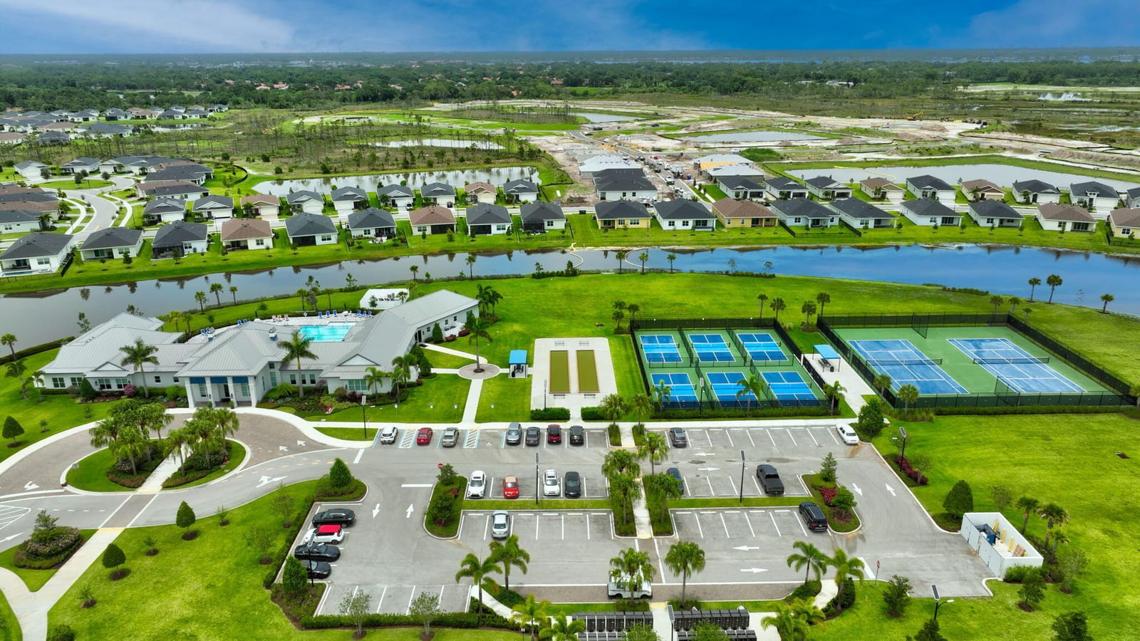 399 SE Mulberry Way, Port St. Lucie, FL 34984 photo 3