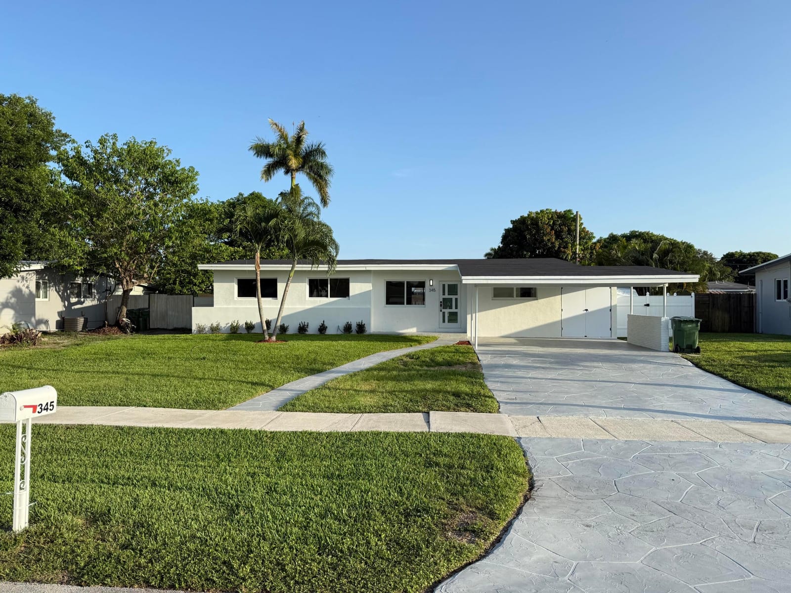 345 Pinehurst Road, Palm Springs, FL 33461