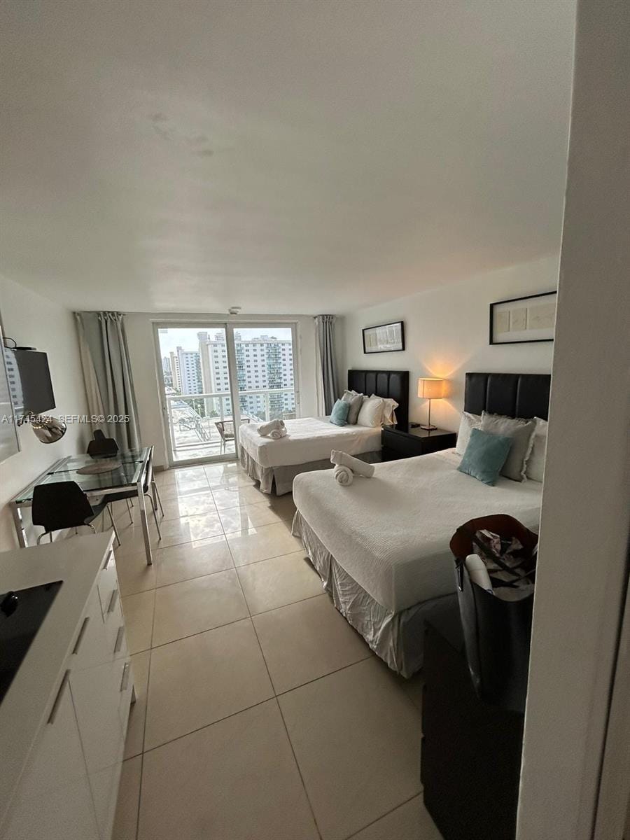 19201 Collins Avenue 1139 — photo 9