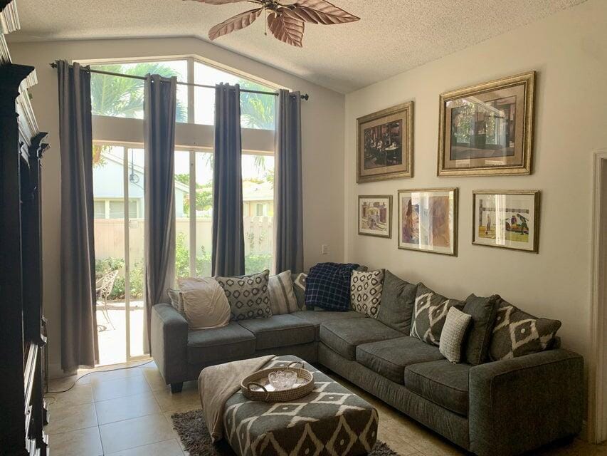 1652 Crooked Stick Way — photo 8