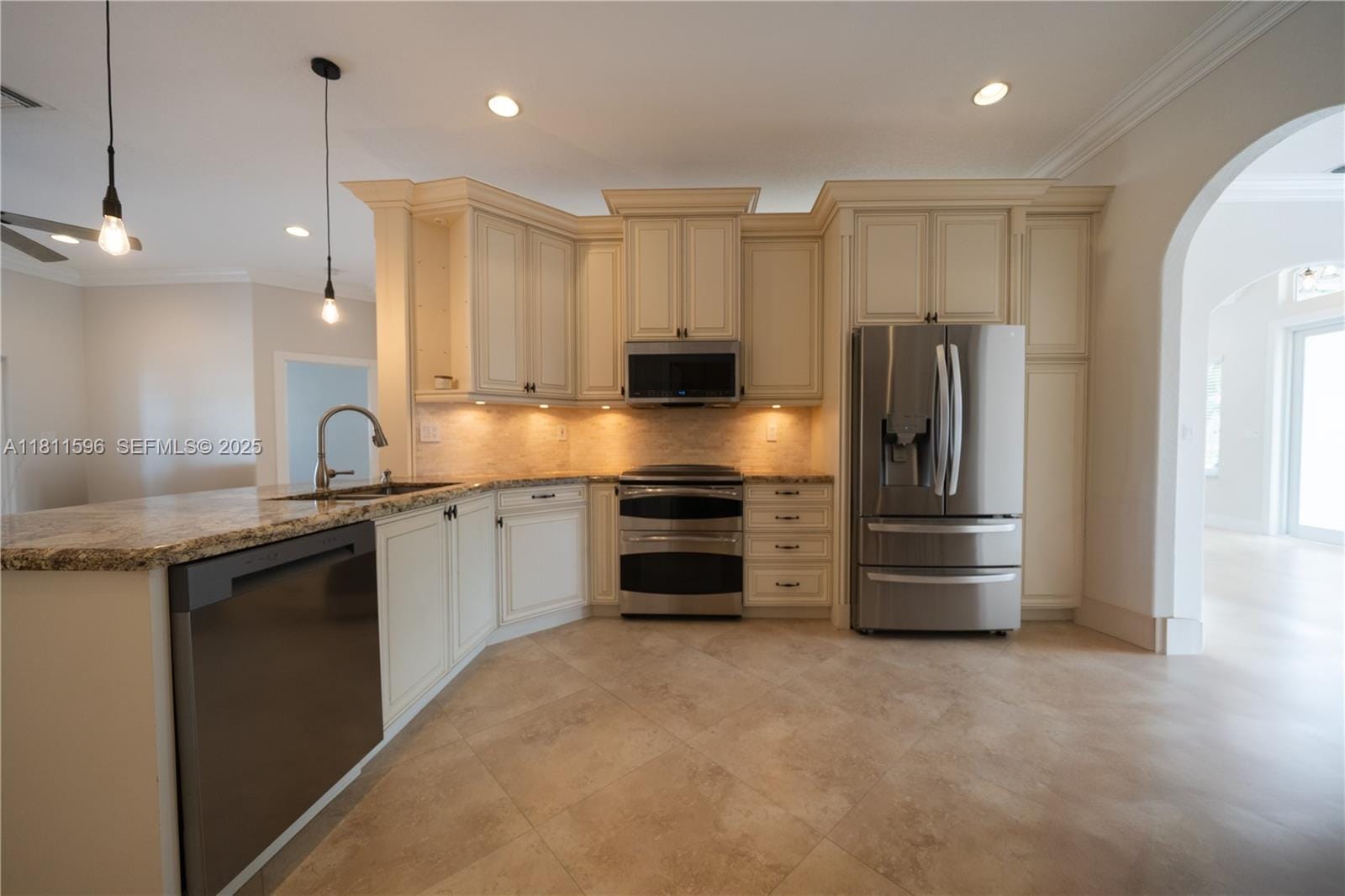 16404 Diamond Place, Weston, FL 33331 photo 4