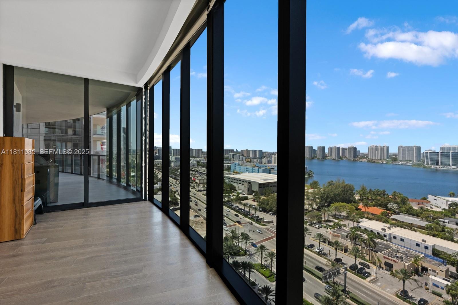 18555 Collins Avenue 1703, Sunny Isles Beach, FL 33160 photo 16