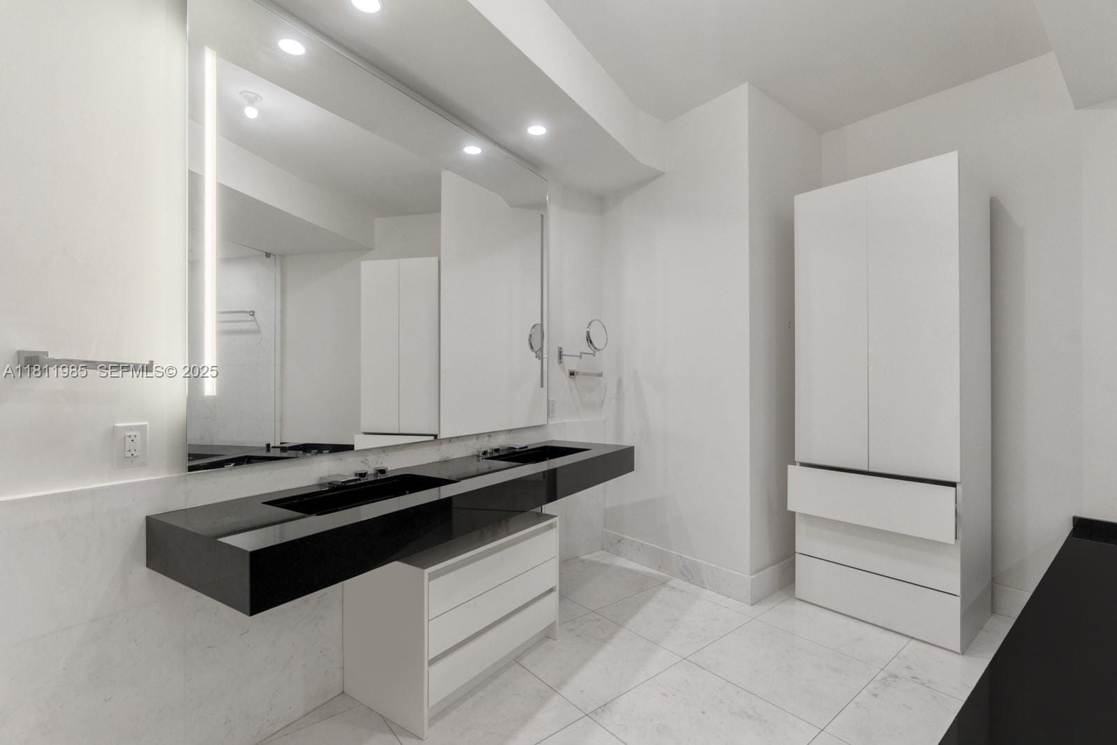 18555 Collins Avenue 1703, Sunny Isles Beach, FL 33160 photo 20